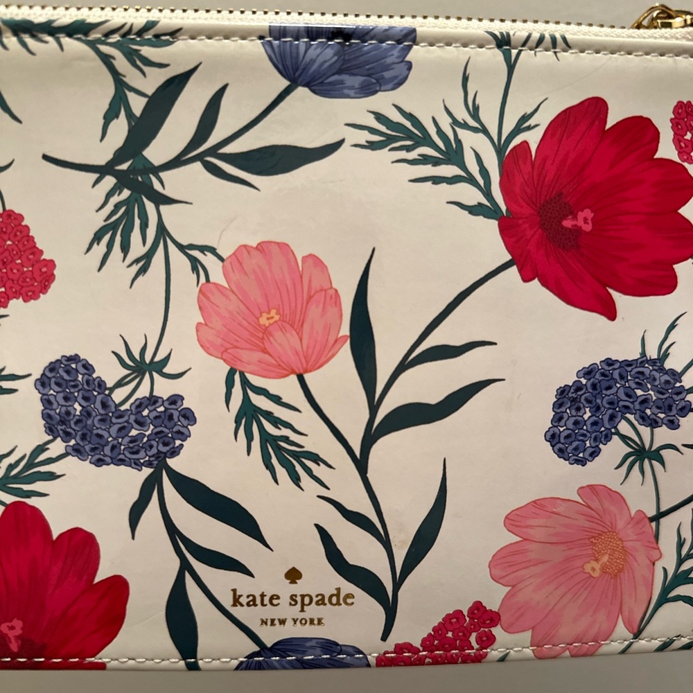 NWOT Kate Spade Multicolor Floral Wristlet - Picture 2 of 6